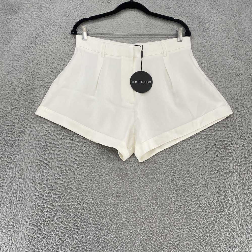 White Fox Shorts Womens‎ XL White Hey Vacay Pleated Side Zip Trouser Old Money